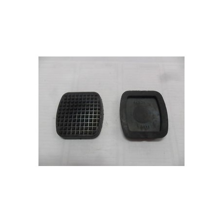 COPRIPEDALE FRENO/FRIZIONE FI CROMA 86/AR164/LC K